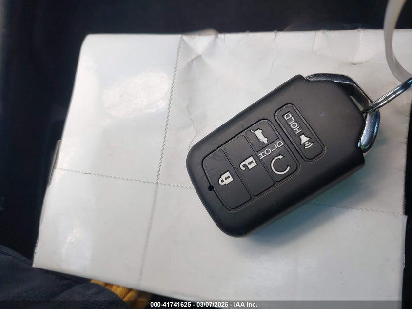 2015 HONDA ACCORD VIN: 1HGCR2F73FA051483