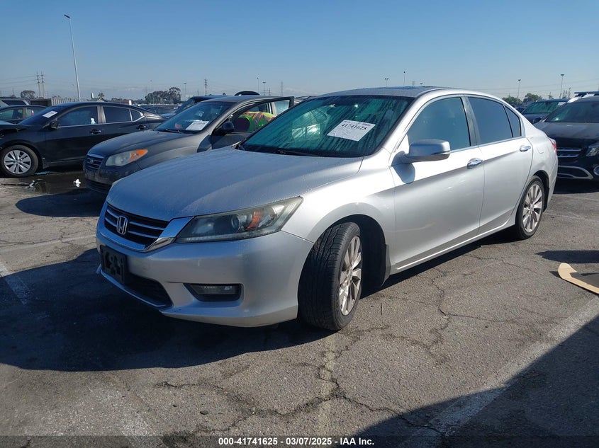 2015 HONDA ACCORD VIN: 1HGCR2F73FA051483