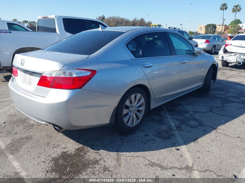 2015 HONDA ACCORD VIN: 1HGCR2F73FA051483
