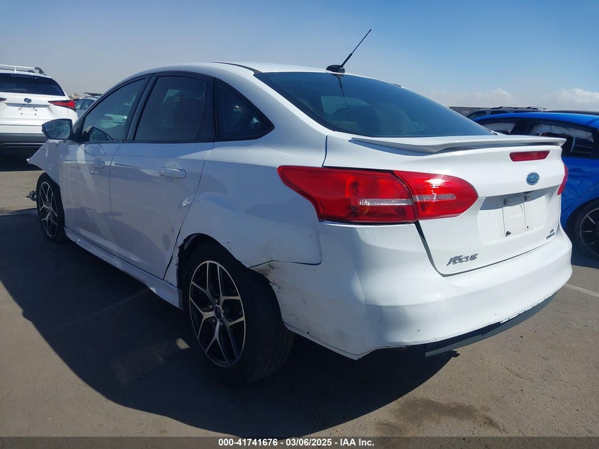 2015 FORD FOCUS VIN: 1FADP3F21FL349009
