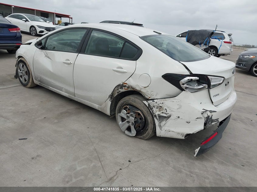 2018 KIA FORTE LX - 3KPFK4A70JE195260