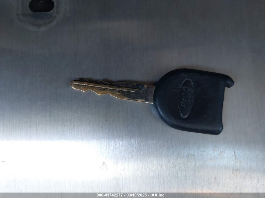 2007 FORD FOCUS VIN: 1FAHP36N97W151936