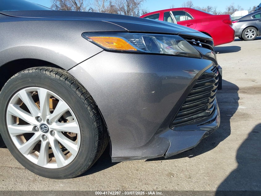 2019 Toyota Camry Le VIN: 4T1B11HK1KU259007 Lot: 41742297