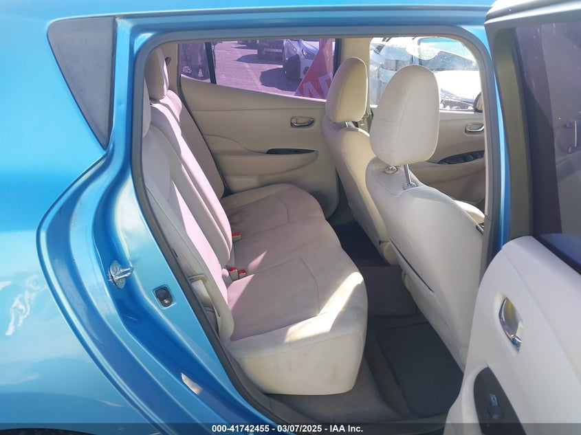 2012 NISSAN LEAF VIN: JN1AZ0CP8CT017041