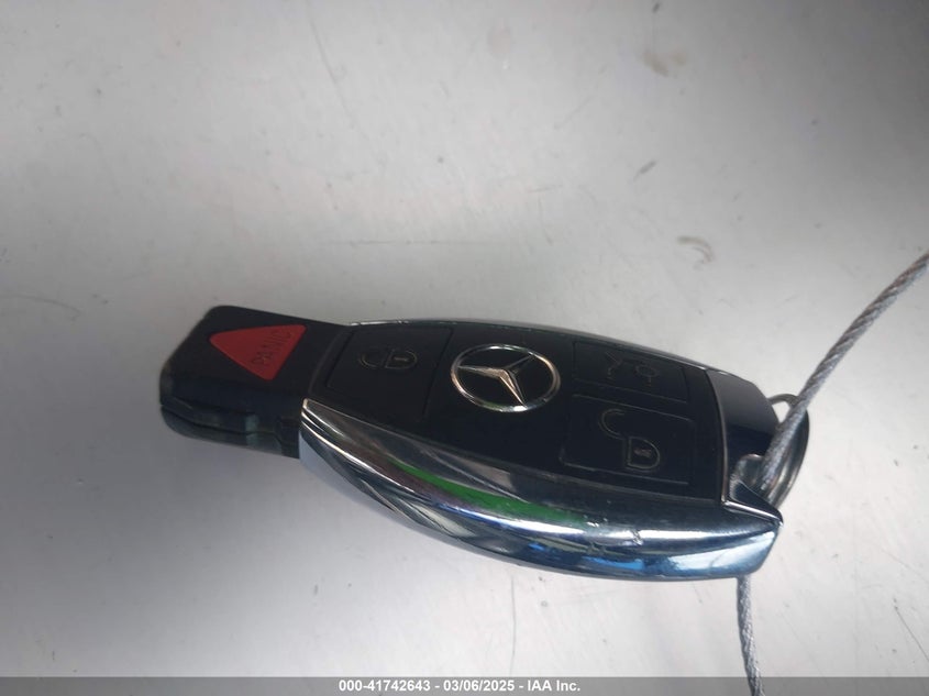 2014 MERCEDES-BENZ E 350 - WDDHF5KBXEA905771