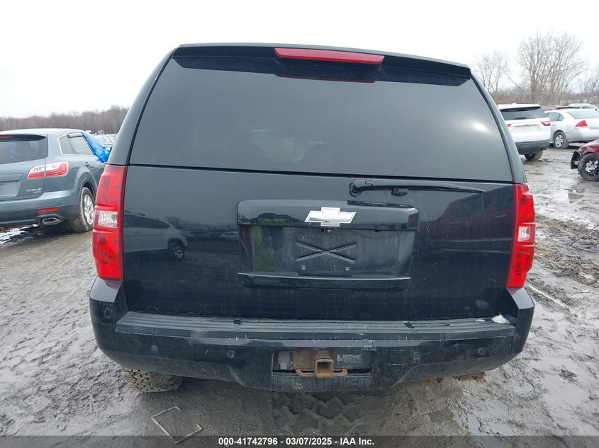 2008 CHEVROLET TAHOE VIN: 1GNFK130X8J225299