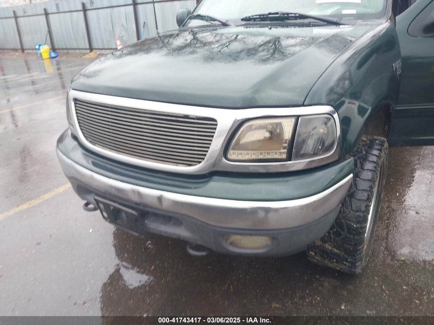 2001 Ford F-150 King Ranch Edition/Lariat/Xlt VIN: 1FTRW08LX1KC50422 Lot: 41743417