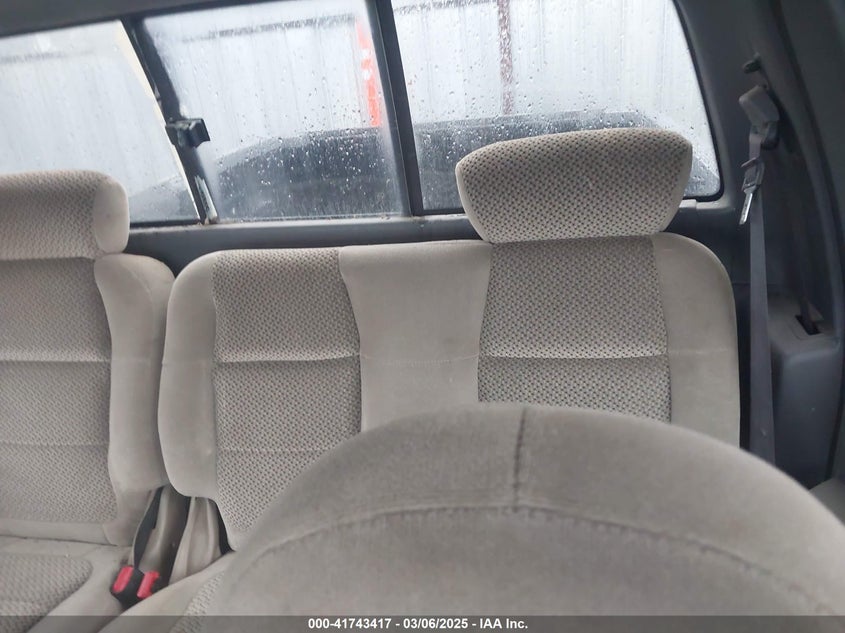 2001 Ford F-150 King Ranch Edition/Lariat/Xlt VIN: 1FTRW08LX1KC50422 Lot: 41743417