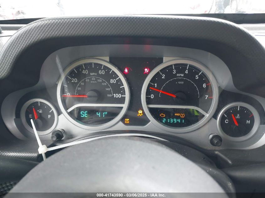 2008 Jeep Wrangler Unlimited Sahara VIN: 1J4GA59158L501099 Lot: 41743590