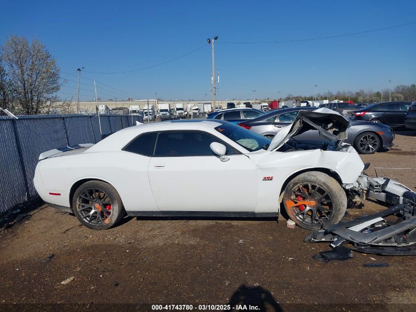 2015 Dodge Challenger Srt 392 VIN: 2C3CDZDJ9FH833409 Lot: 41743780