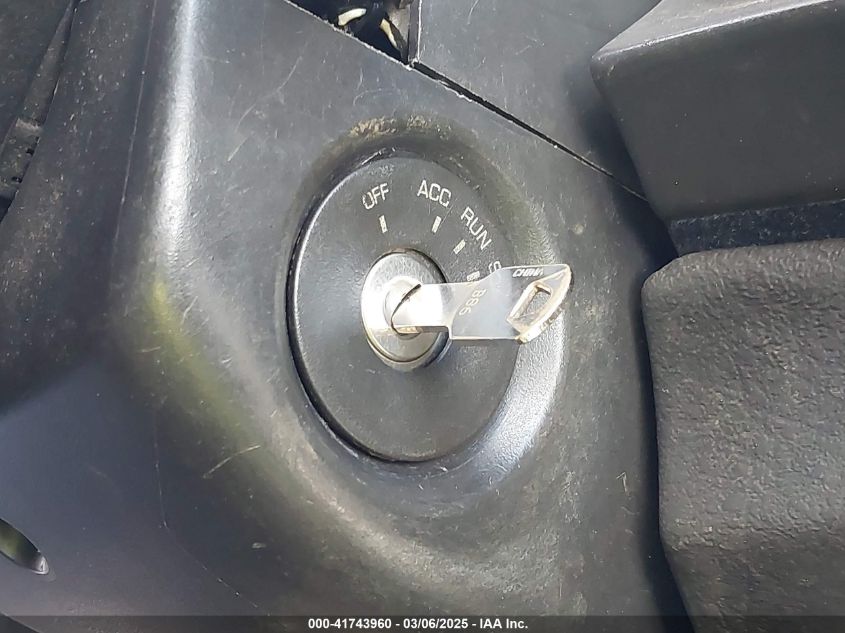 2001 Saturn L300 VIN: 1G8JW54R71Y583592 Lot: 41743960