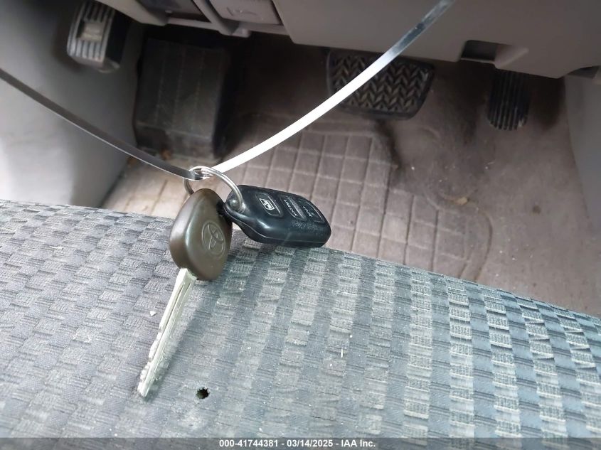 2006 Toyota 4Runner Sr5 Sport V6 VIN: JTEBU14R960088630 Lot: 41744381