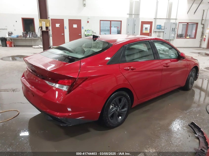 2021 HYUNDAI ELANTRA VIN: KMHLM4AG5MU140091