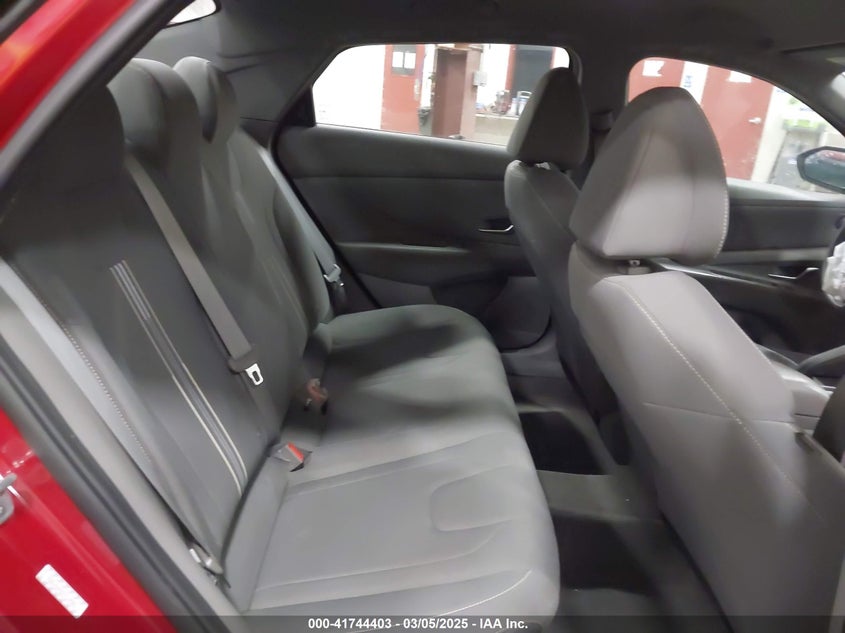 2021 HYUNDAI ELANTRA VIN: KMHLM4AG5MU140091