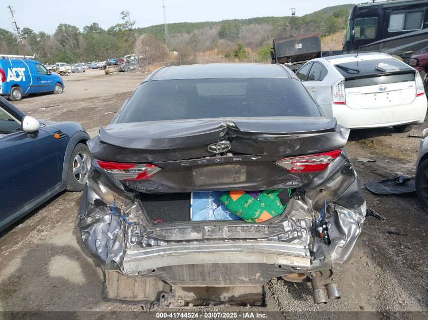 2018 Toyota Camry Se VIN: 4T1B11HK1JU020782 Lot: 41744524