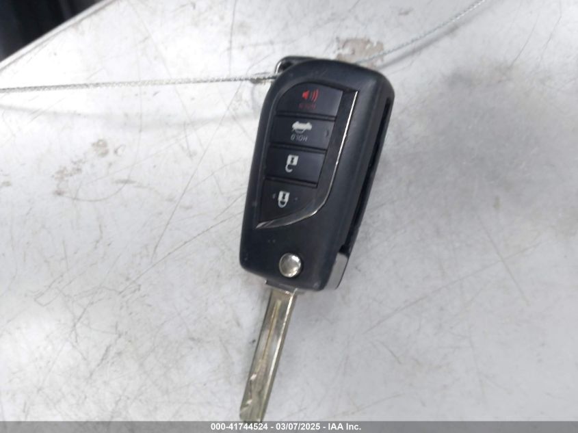 2018 Toyota Camry Se VIN: 4T1B11HK1JU020782 Lot: 41744524