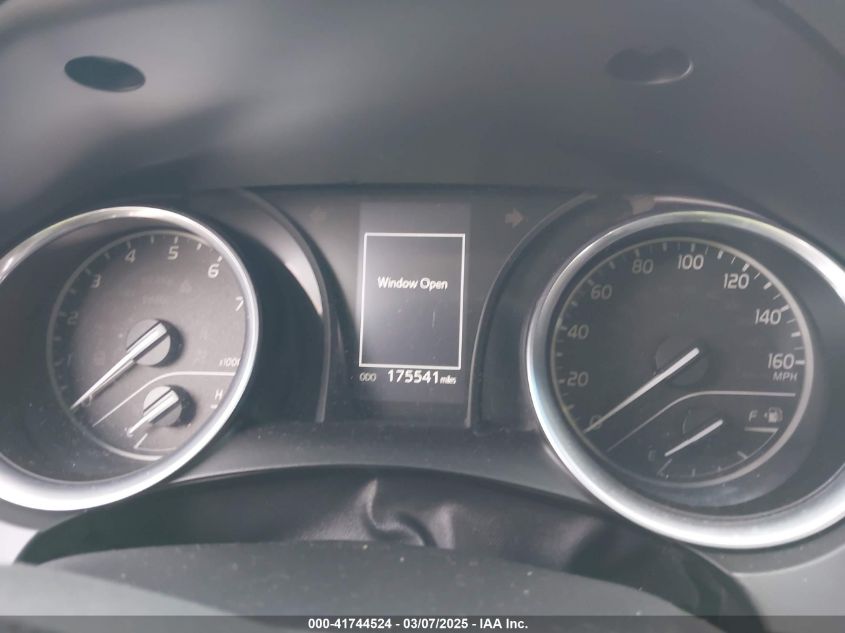 2018 Toyota Camry Se VIN: 4T1B11HK1JU020782 Lot: 41744524