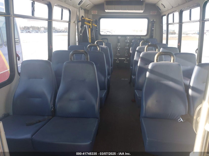 2016 Chevrolet Express Cutaway 4500 Diesel VIN: 1GB6GUBL9G1125012 Lot: 41745335