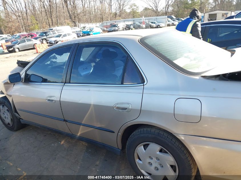 2000 Honda Accord 3.0 Lx VIN: 1HGCG1646YA023296 Lot: 41745400