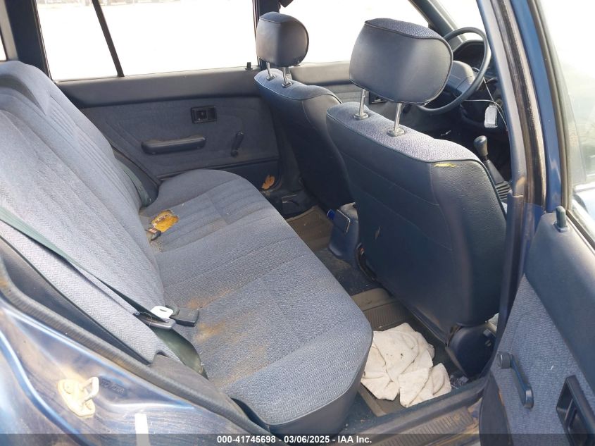 1990 Toyota Corolla Dlx VIN: JT2AE94VXL0111572 Lot: 41745698