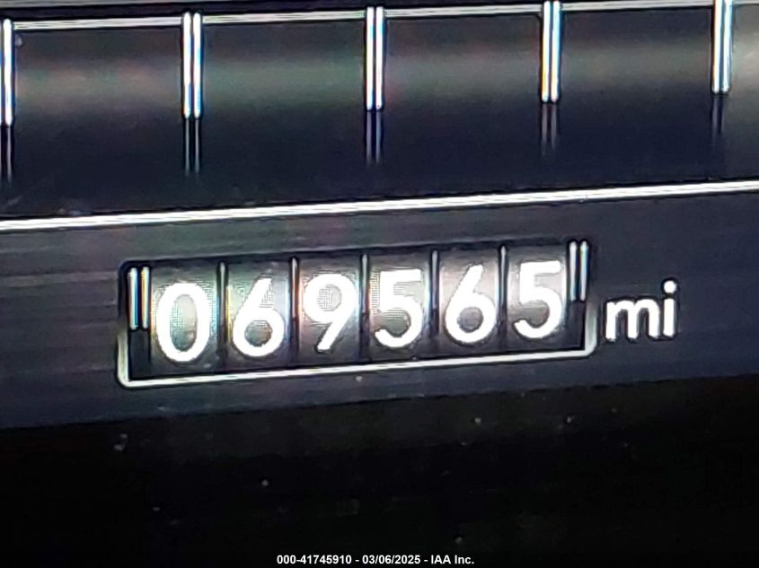 2021 Ram 1500 - 1C6SRFU9XMN905260