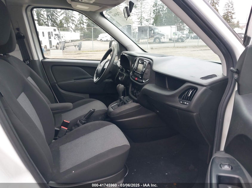 2018 RAM PROMASTER CITY TRADESMAN ZFBERFAB5J6K35252