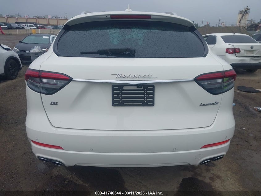 2020 MASE LEVANTE GRANLUSSO VIN: ZN661XUL3LX341388