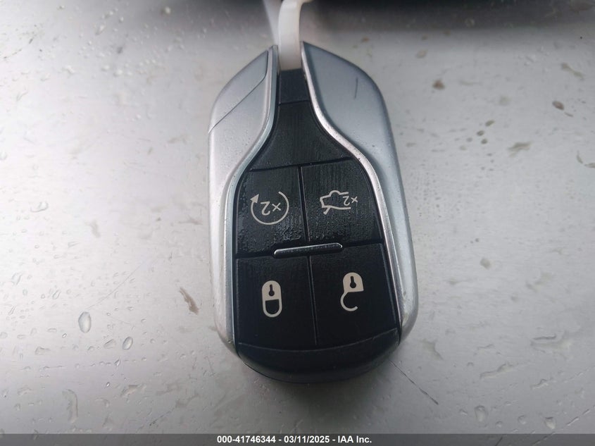 2020 MASE LEVANTE GRANLUSSO VIN: ZN661XUL3LX341388