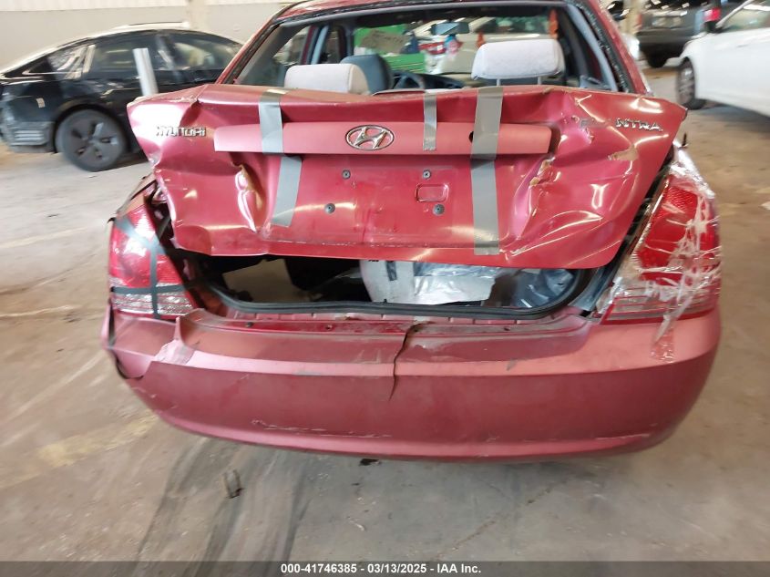 2004 Hyundai Elantra Gls/Gt VIN: KMHDN46D94U804179 Lot: 41746385