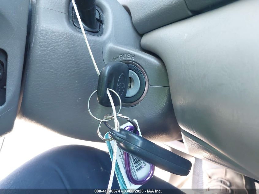 2003 Toyota Camry Le V6 VIN: 4T1BF32K13U562411 Lot: 41746574