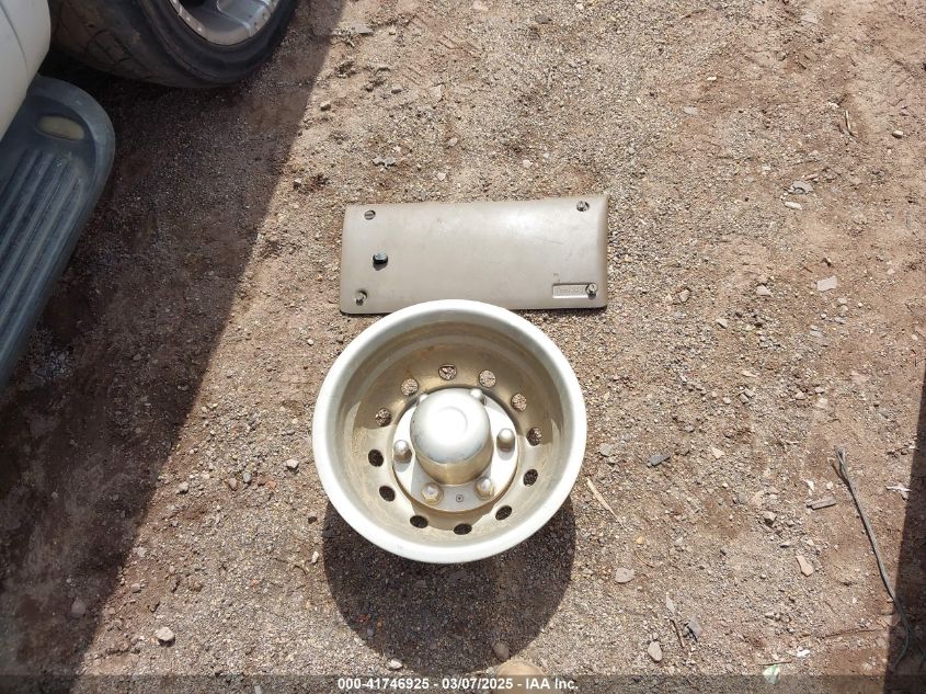 2000 Ford Excursion Xlt VIN: 1FMNU40S0YED92586 Lot: 41746925