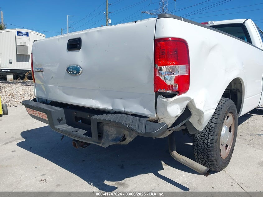 2007 Ford F-150 Stx/Xl/Xlt VIN: 1FTRF12207NA53093 Lot: 41747024