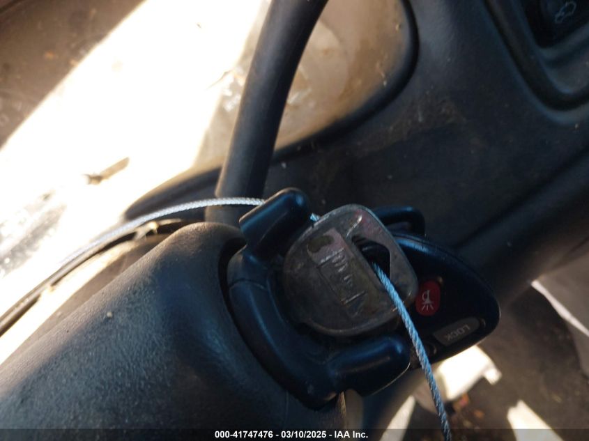 2001 Chevrolet Silverado 2500Hd Lt VIN: 1GCHK29U91E204072 Lot: 41747476