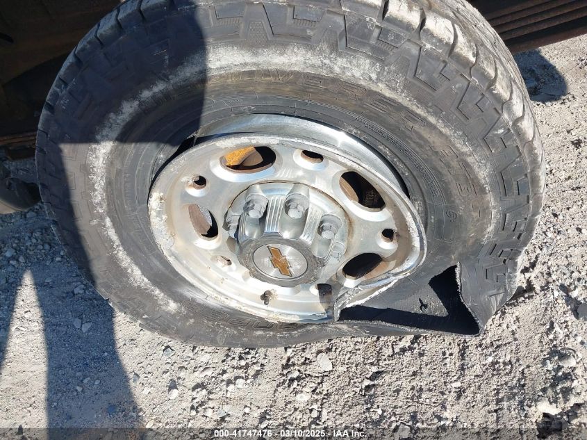 2001 Chevrolet Silverado 2500Hd Lt VIN: 1GCHK29U91E204072 Lot: 41747476