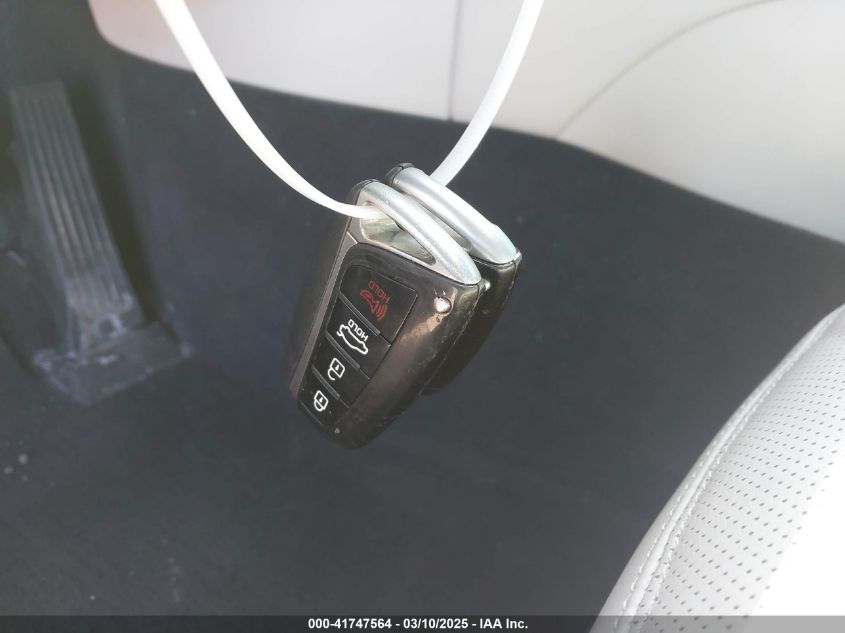 2015 Hyundai Genesis 3.8 VIN: KMHGN4JE6FU102210 Lot: 41747564