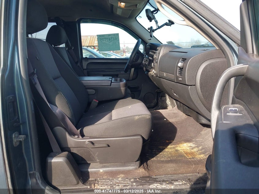 2013 CHEVROLET SILVERADO 1500 VIN: 1GCRKSE77DZ359169