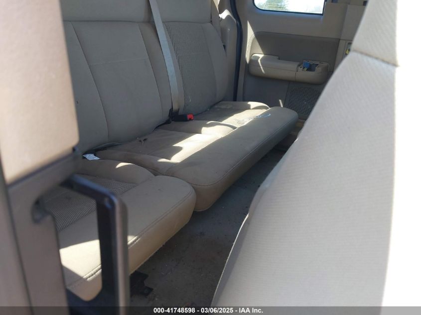 2006 Ford F-150 Lariat/Xl/Xlt VIN: 1FTPX12556NA17249 Lot: 41748598