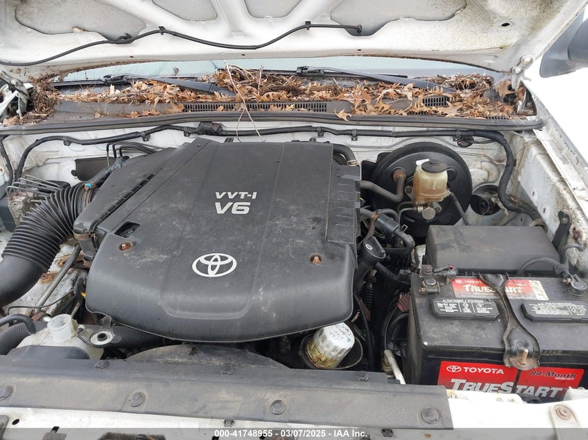 2011 TOYOTA TACOMA VIN: 3TMMU4FN7BM032458