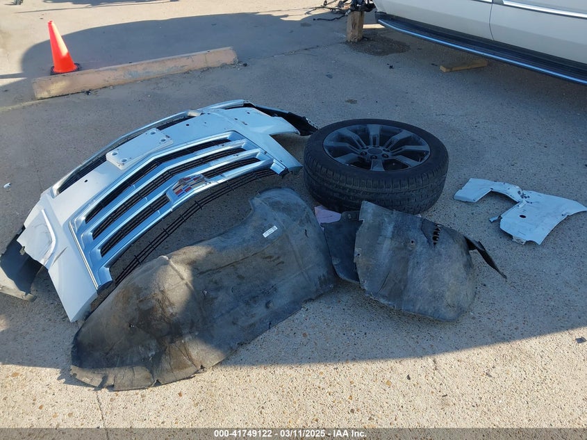 2020 CADILLAC ESCALADE ESV 2WD LUXURY - 1GYS3HKJ9LR130423