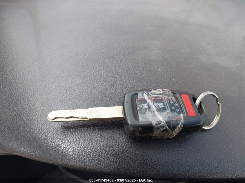 2016 HONDA FIT VIN: JHMGK5H58GX024844