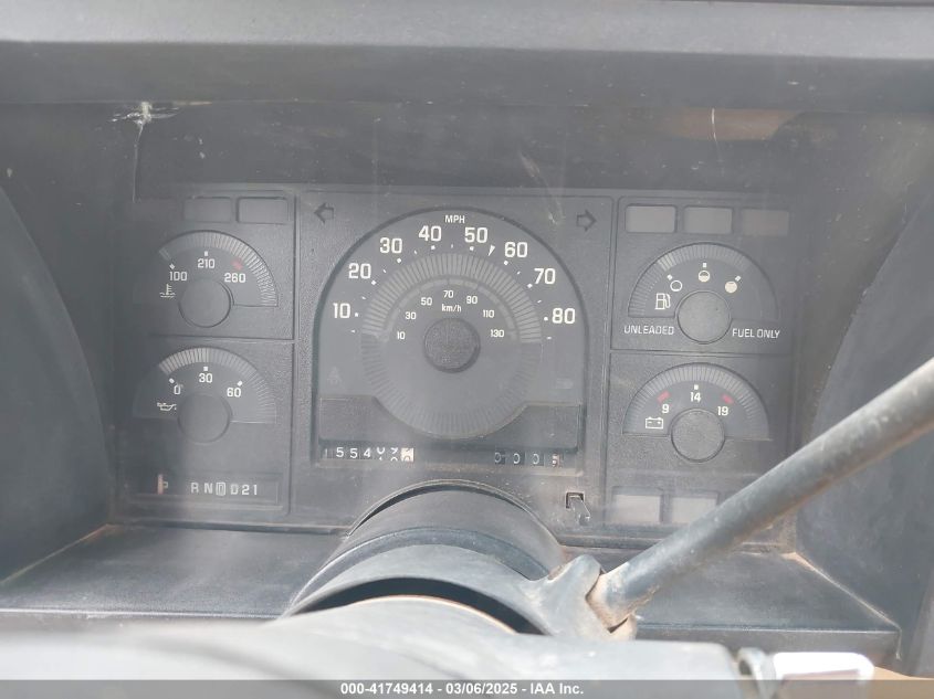 1988 Chevrolet Gmt-400 C1500 VIN: 1GCDC14K6JE136597 Lot: 41749414