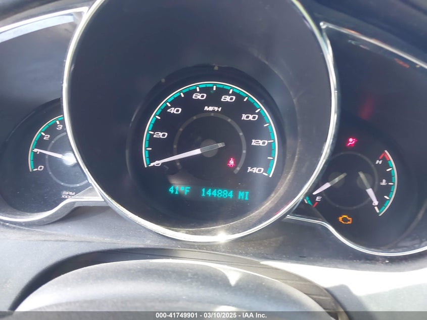 2011 CHEVROLET MALIBU VIN: 1G1ZC5EU4BF332975