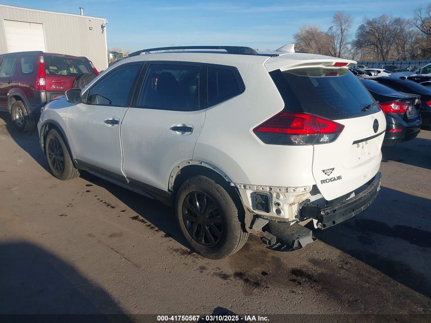 2017 NISSAN ROGUE VIN: JN8AT2MV7HW008445