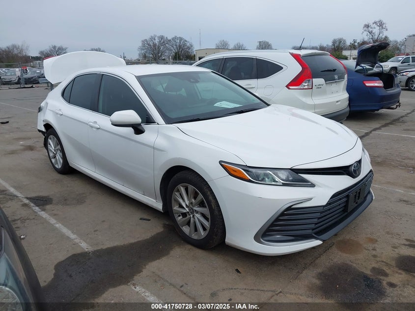 2021 TOYOTA CAMRY VIN: 4T1C11AK3MU457038