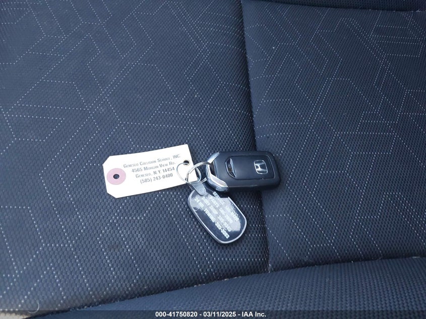 2015 HONDA FIT VIN: 3HGGK5H86FM787818