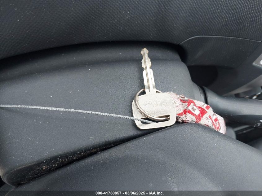 2009 Toyota Yaris VIN: JTDJT903795245050 Lot: 41750857