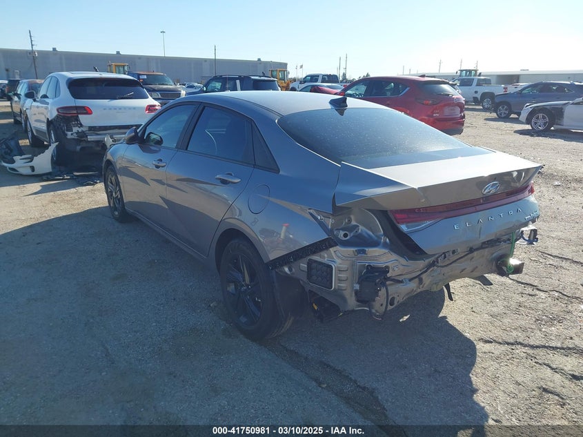2023 HYUNDAI ELANTRA HYBRID VIN: KMHLM4AJ4PU083057