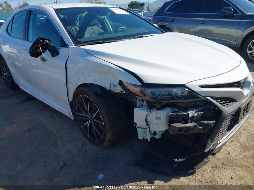 2024 TOYOTA CAMRY SE - 4T1G11AK8RU882909