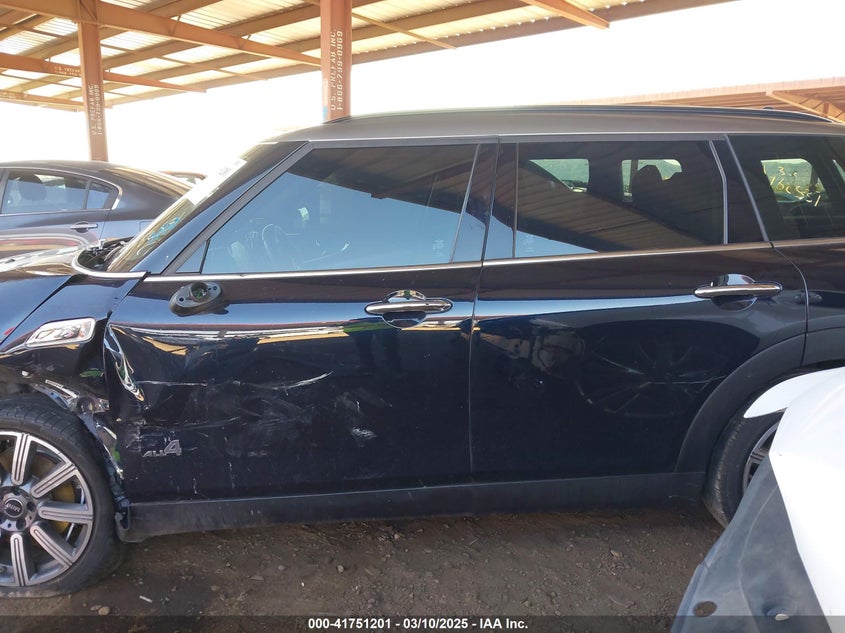 2023 MINI CLUBMAN COOPER S - WMWXJ1C07P2T62531