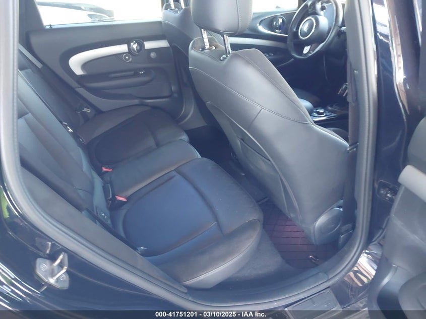 2023 MINI CLUBMAN COOPER S - WMWXJ1C07P2T62531